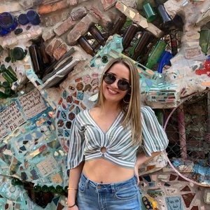 Meet your Posher, Maria